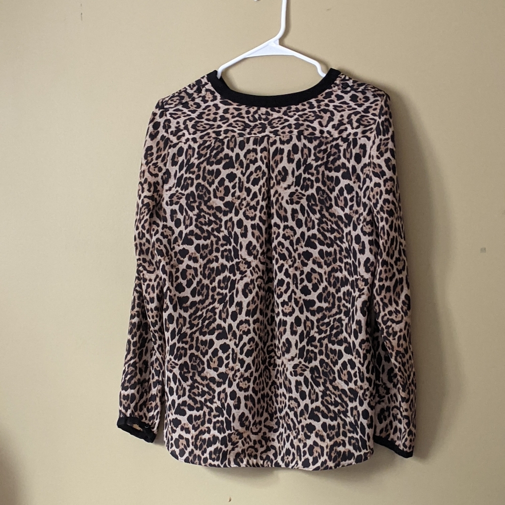 Zara Basic Long Sleeve Button Sz Smallanimal Print - image 2